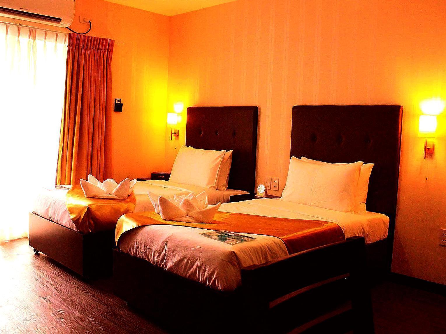 Sun Plaza Subic Hotel Olongapo Buitenkant foto