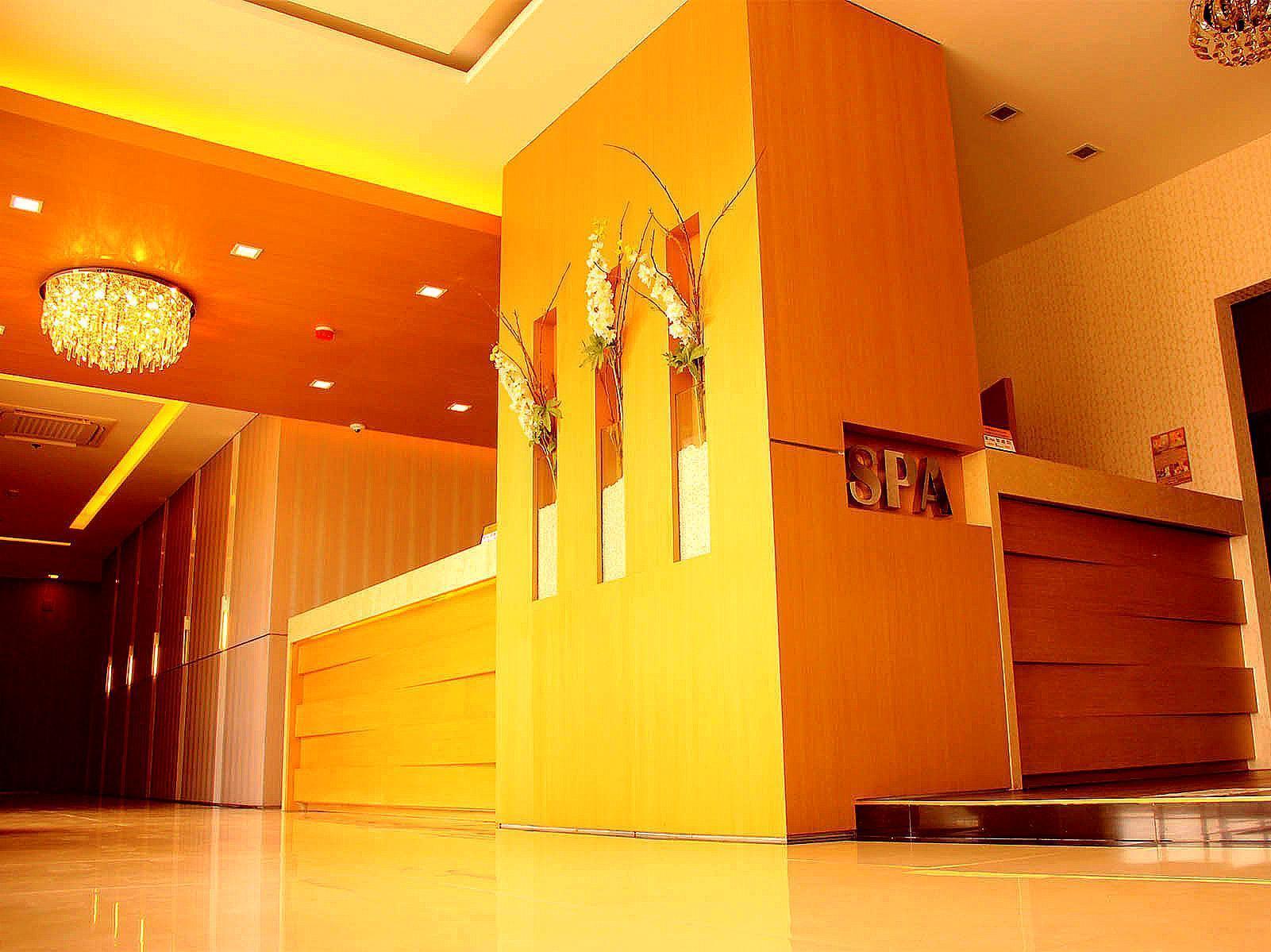 Sun Plaza Subic Hotel Olongapo Buitenkant foto
