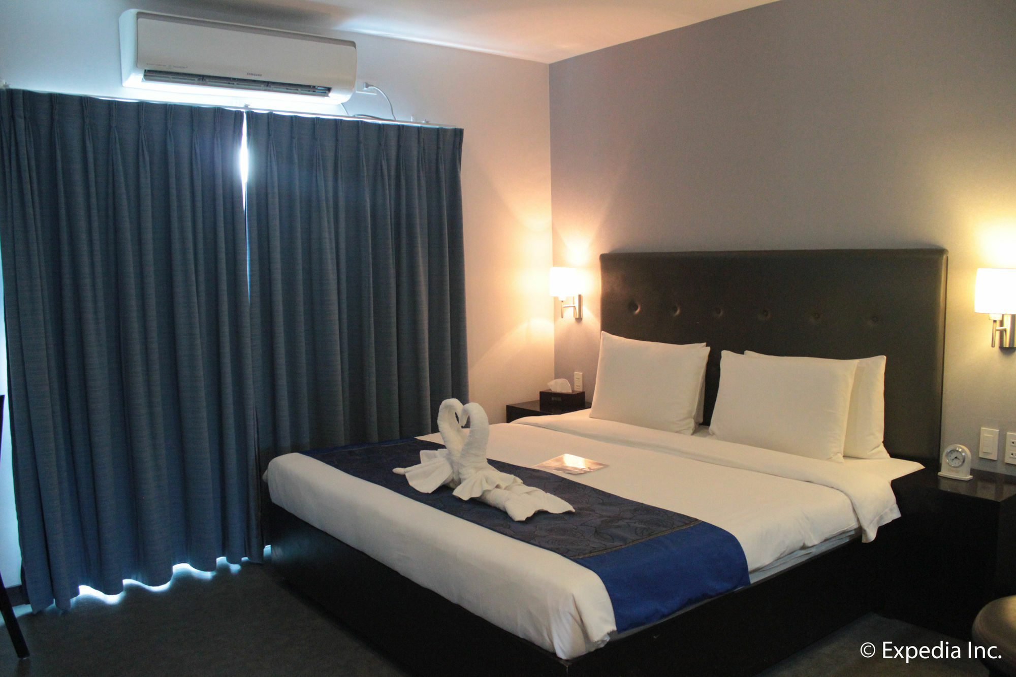 Sun Plaza Subic Hotel Olongapo Buitenkant foto